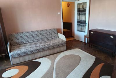 Apartament cu 2 camere nedecomandat în 14 Mai - 6