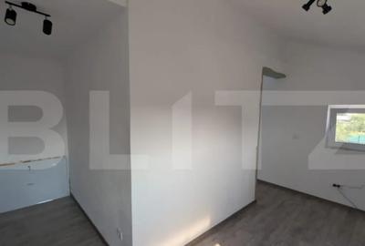 Casă cu 7 camere cu Teren 1790 Mp în Bungetu - 12