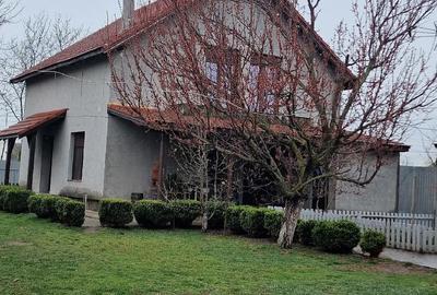 Casă cu Teren 3000 Mp în Rudna - 3