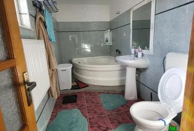 Casă cu 4 camere în Central - 10