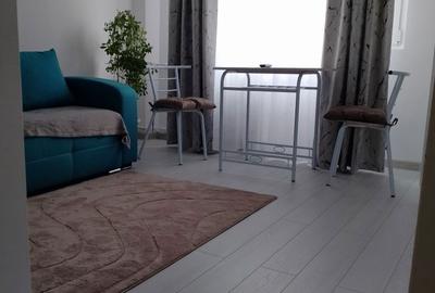 Garsonieră decomandată în Central - 2