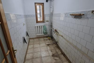 Apartament cu 3 camere decomandat, mobilat în Păcurari - 7