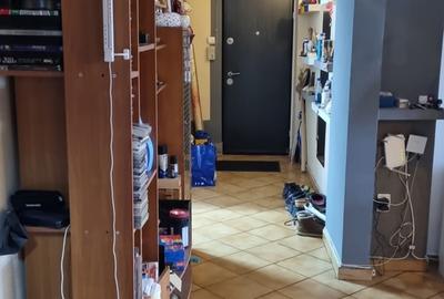 Apartament cu 4 camere semidecomandat în Crângași - 10