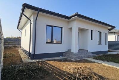 Domnesti-Olteni,str. Ortansei, case individuale, st=330mp, sc=100mp - 13