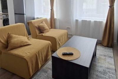 Garsonieră semidecomandată în Schei