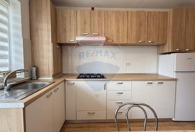 Apartament cu 2 camere semidecomandat, mobilat în Sânpetru - 2