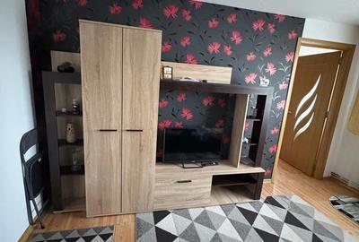 Apartament cu 2 camere semidecomandat în Central - 1