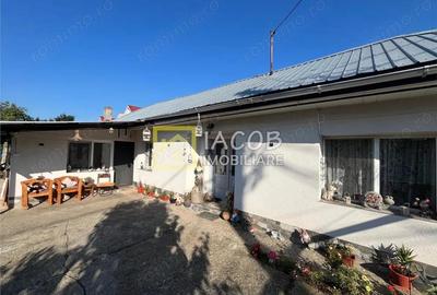 Teren intravilan 1010 mp cu casa batraneasca, magazie, beci, strada Bucegi, Bacau - 6