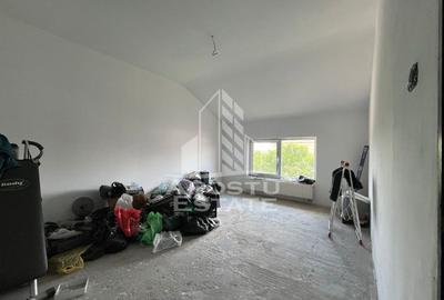 Casă cu 5 camere cu Teren 270 Mp în Mehala - 3