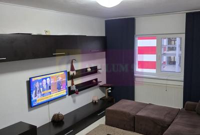 Apartament cu 2 camere decomandat în Central - 2