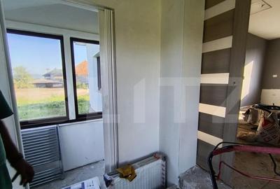 Casa cu 2 camere ?i living cu o gradina generoasa in su - 11