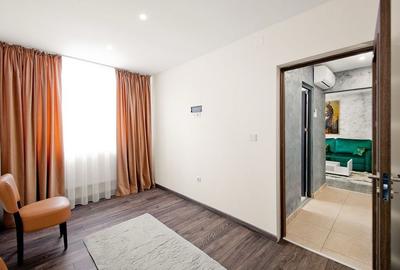 Apartament cu 3 camere decomandat în Țiglina 1 - 16