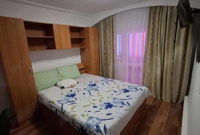 Apartament cu 4 camere decomandat în Central - 2