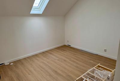 Inchiriez casa tip duplex P+M in Sura Mica - jud. Sibiu - 9