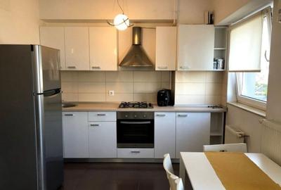 Apartament cu 2 camere decomandat în Parcul Carol - 4