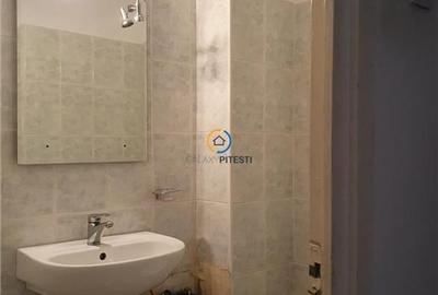Apartament trei camere Eremia Grigorescu, liber Apartament trei camere Eremia Grigorescu, liber - 8