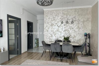 De vanzare apartament cu 2 camere, zona INEL 2 - 3