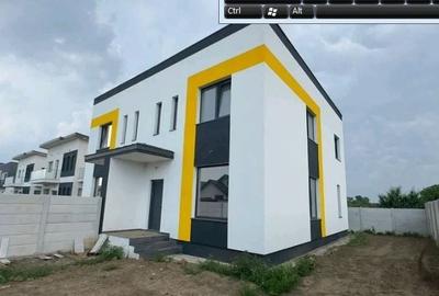 Duplex cu 4 camere cu Canalizare în Est - 1