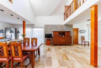 Casă individuală cu 6 camere cu Canalizare în Urseni - 2