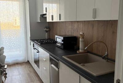 Apartament cu 2 camere decomandat în Cățelu - 3
