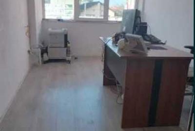 Spațiu comercial, de 28 mp, în Traian - 2