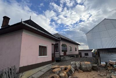 Casă cu 4 camere în Nucșoara - 8