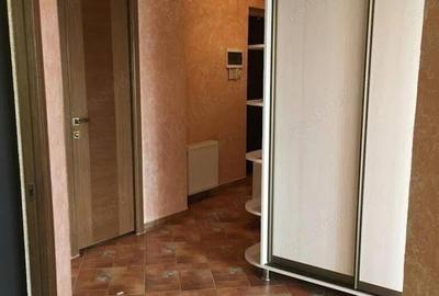 Apartament cu 2 camere semidecomandat în Obor
