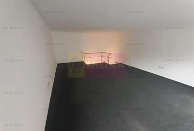 Spațiu comercial, de 85 mp, în Centrul Civic - 14