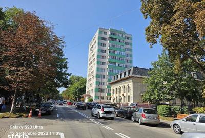 Apartament cu 3 camere decomandat în Ultracentral - 1