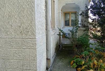 Casă cu 6 camere cu Teren 1900 Mp în Ciorăști - 3