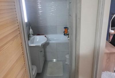 Apartament cu 3 camere decomandat în Dacia - 4