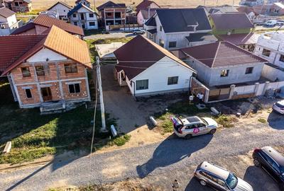 Casă nouă de vânzare în cartierul nou din Zimand, Comision 0 - 8