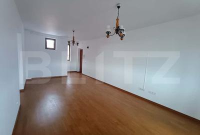 Apartament spatios cu 3 camere, balcon generos si 2 locuri de parcare, Șelimbar - 2