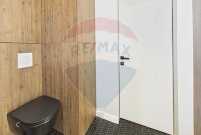 Casă cu 5 camere cu Teren 334 Mp în Vest - 46