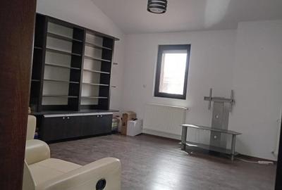 Casă individuală cu 10 camere cu Canalizare în Moșilor - 9