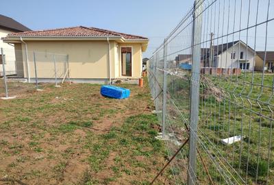 Duplex cu 3 camere cu Canalizare în Sânandrei - 3