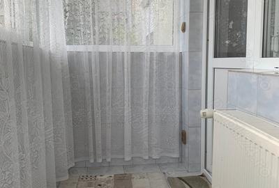 Apartament cu 3 camere decomandat în Caracal - 5