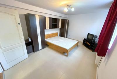 Garsonieră decomandată în Central - 1