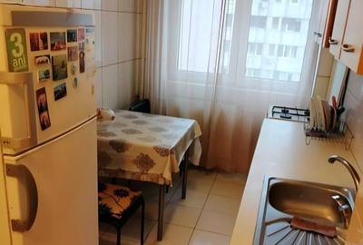 Apartament cu 3 camere semidecomandat, mobilat în Titan - 5