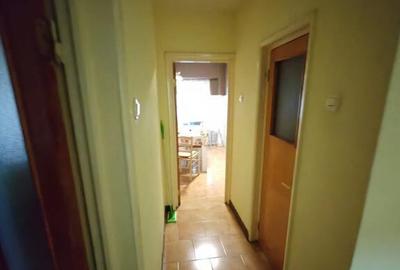 Bdul. Unirii, Apartament 3 camere,Chear la Bdul. - 11