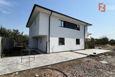 Duplex 3 camere, perete dublu Sanandrei - ID V5694 Duplex 3 camere, perete dublu Sanandrei - ID V5694 - 2