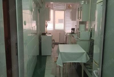Apartament cu 3 camere decomandat în Faleză - 4