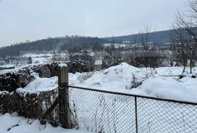 Teren de 1247 mp, în Bărdești - 2