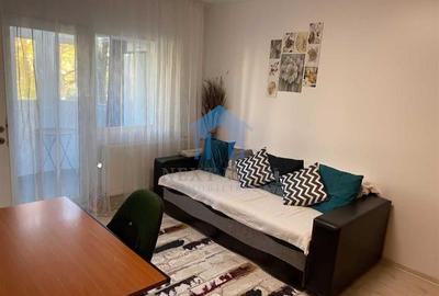 Garsonieră decomandată în Zorilor