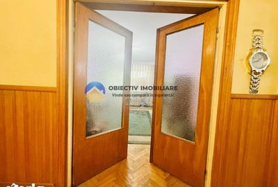 Apartament cu 4 camere semidecomandat, mobilat în Central - 7
