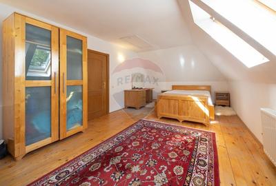 Casă individuală cu 8 camere cu Canalizare în Moieciu - 42