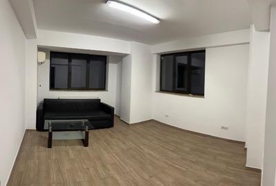 Spatiu pentru birouri, la nivel 1 din 4 , suprafata 100 mp, curat , liber - 2