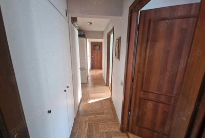 Apartament cu 4 camere decomandat în Central - 5