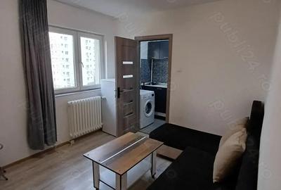 Garsonieră decomandată în Central - 4