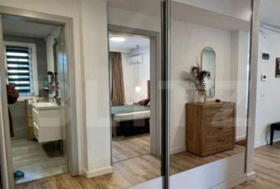 Apartament cu 2 camere decomandat, mobilat în Central